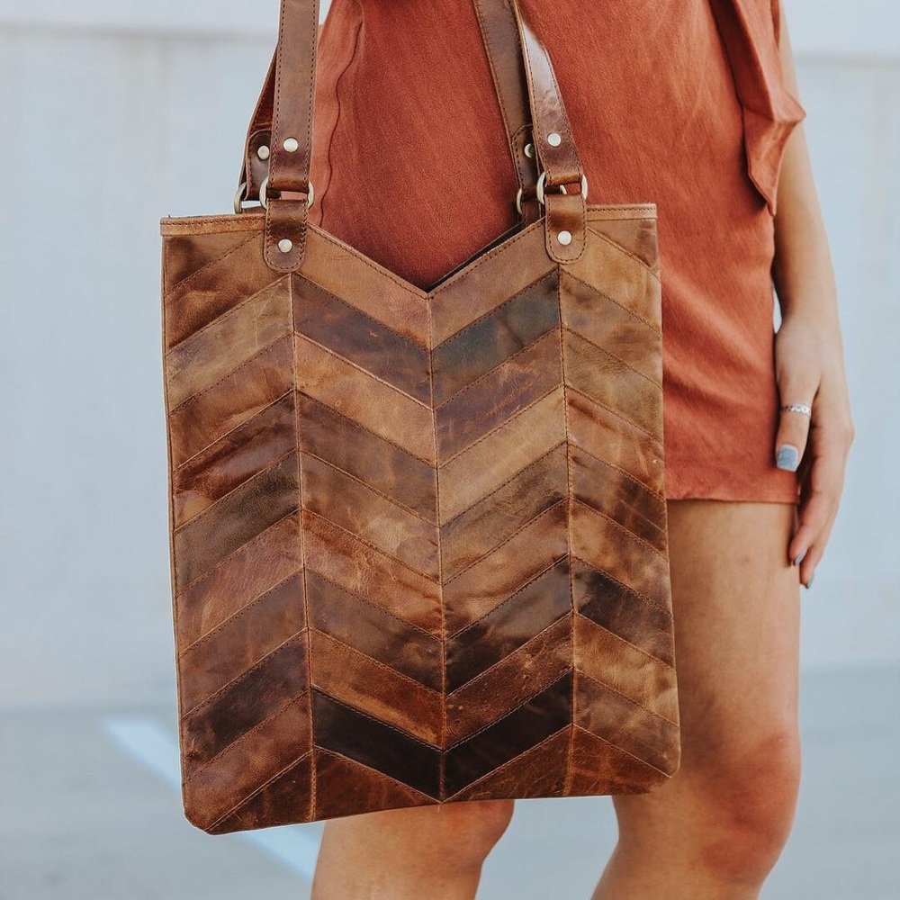 The Herringbone Tote JR.